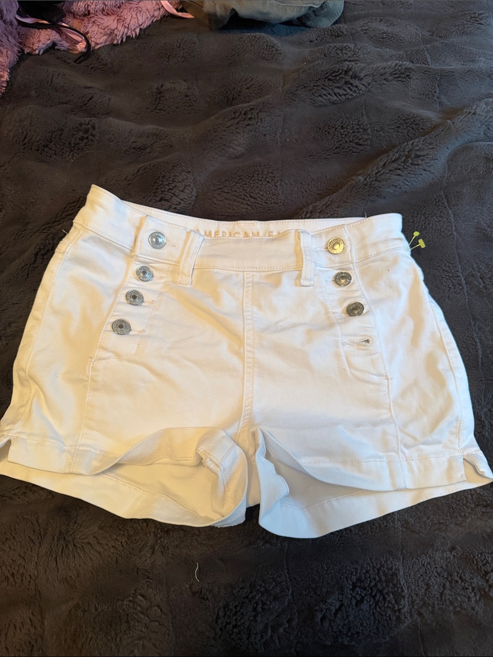 American eagle white button shorts